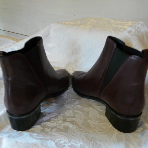MARC FISHER LTD Womens Leather Point Elastic Slip-On Ankle Boots Mulberry Size 7 - Picture 7 of 9